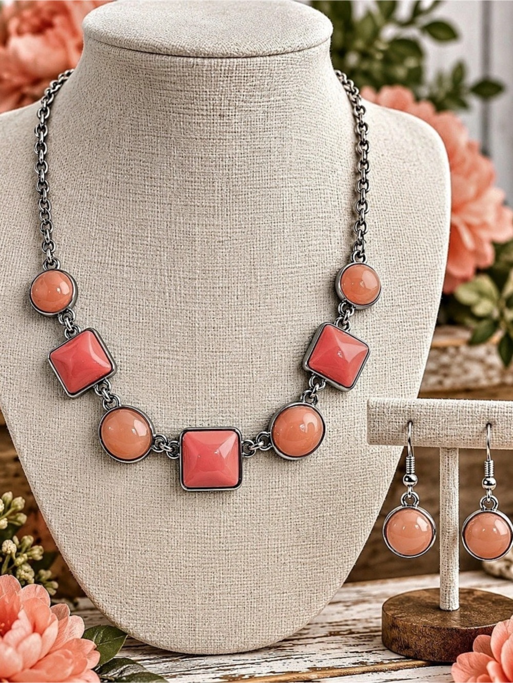 Paparazzi Trend Worthy - Orange, Coral & Silver Necklace Set